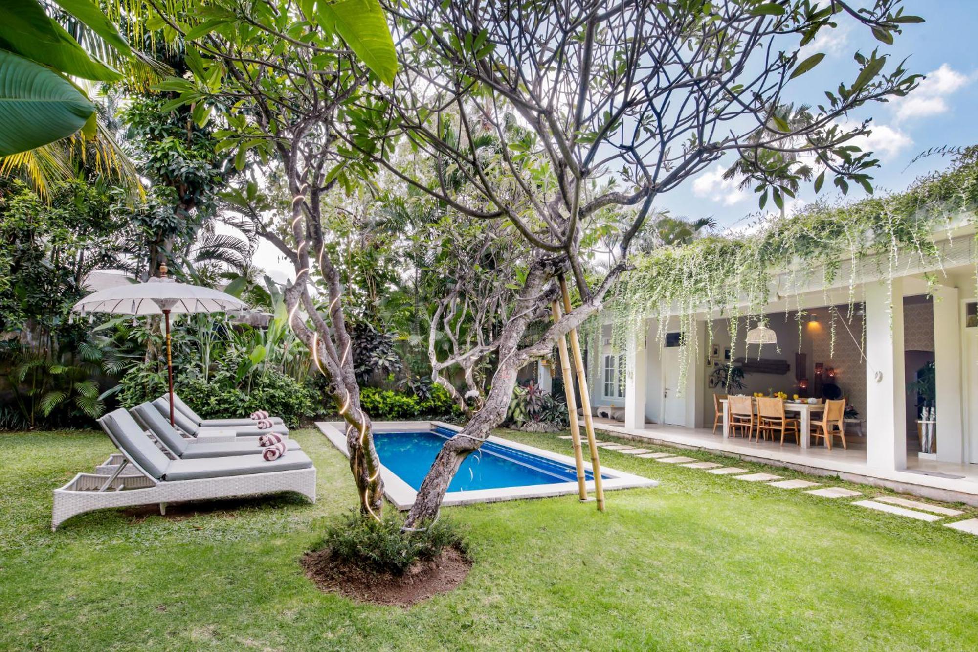 Villa Lodek Deluxe Семиньяк Экстерьер фото