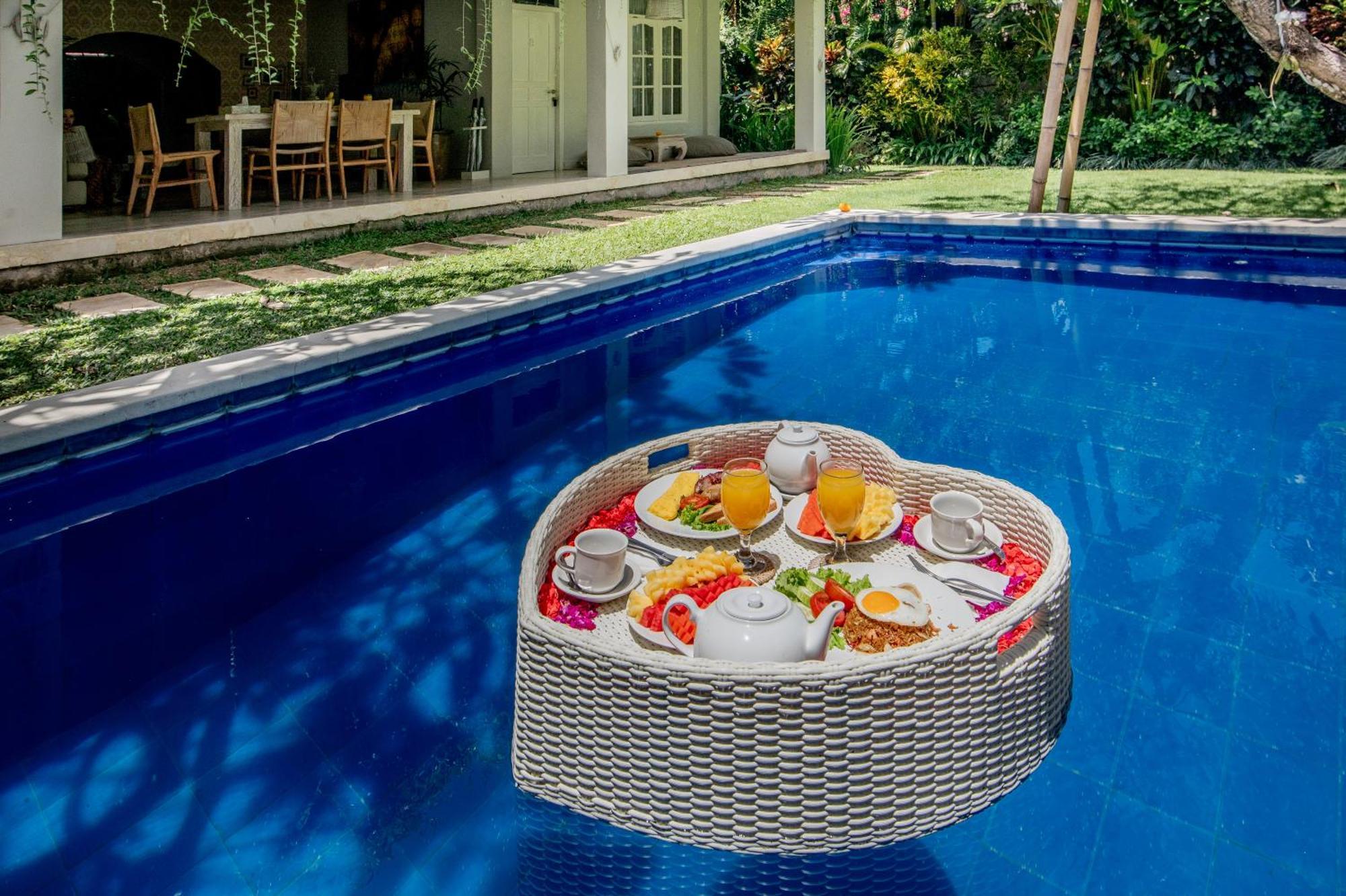 Villa Lodek Deluxe Семиньяк Экстерьер фото