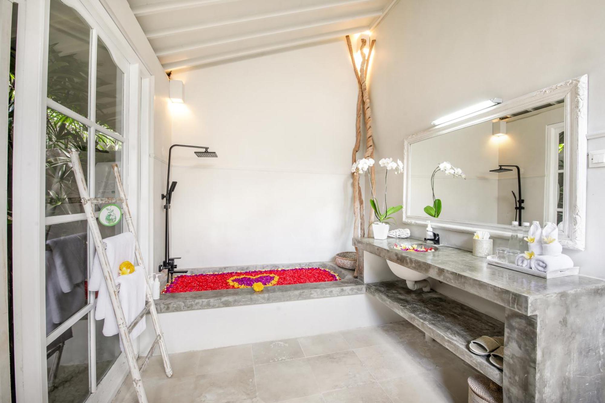 Villa Lodek Deluxe Семиньяк Экстерьер фото