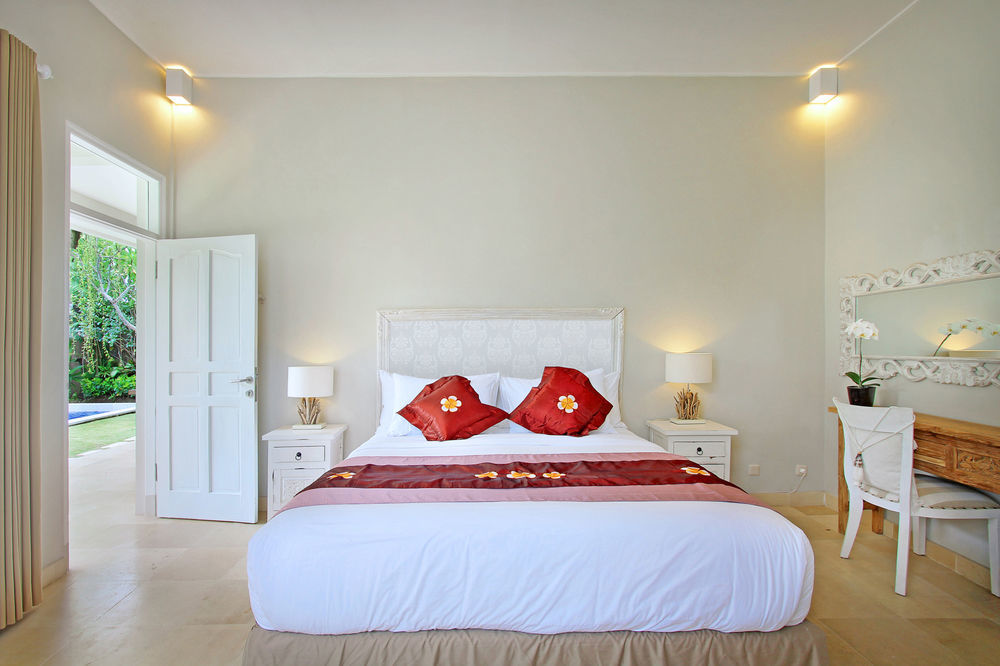 Villa Lodek Deluxe Семиньяк Экстерьер фото